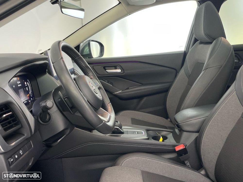 Nissan Qashqai 1.3 DIG-T Advance Xtronic - 17