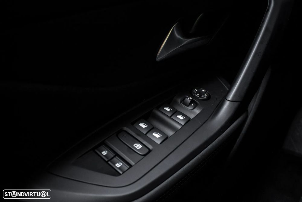 Peugeot e-308 156 Allure - 20