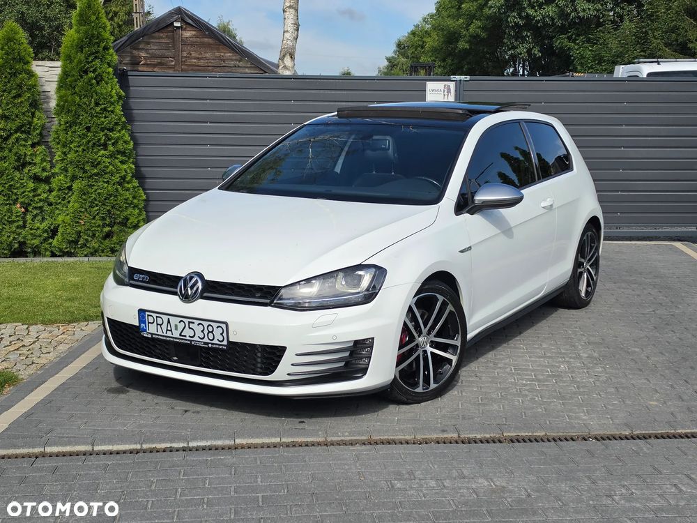 Volkswagen Golf 2.0 TDI BMT GTD DSG - 1