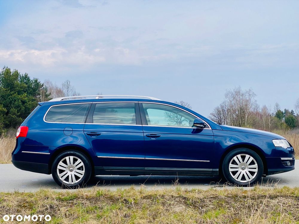 Volkswagen Passat 2.0 TDI Highline - 16