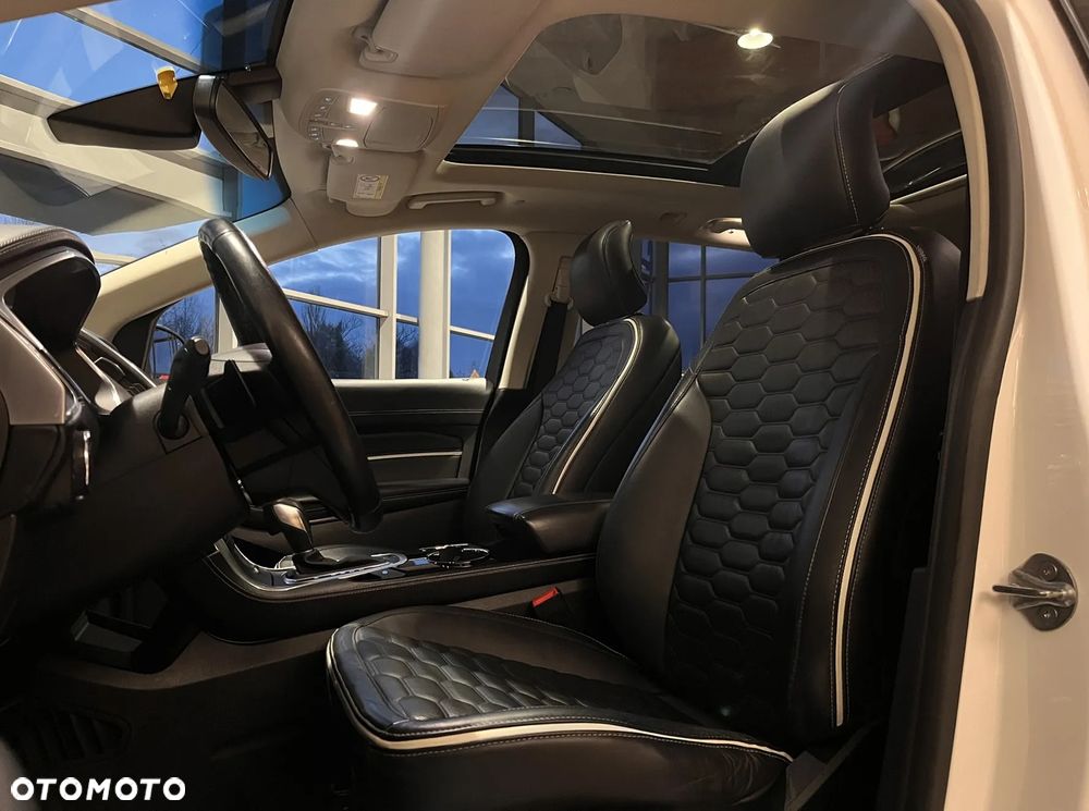 Ford Edge 2.0 TDCi Bi-Turbo 4x4 Vignale - 26