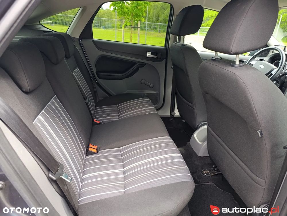 Ford Focus 1.6 TDCi DPF Trend - 21
