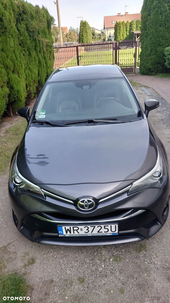 Toyota Avensis 2.0 D-4D Active Business - 3