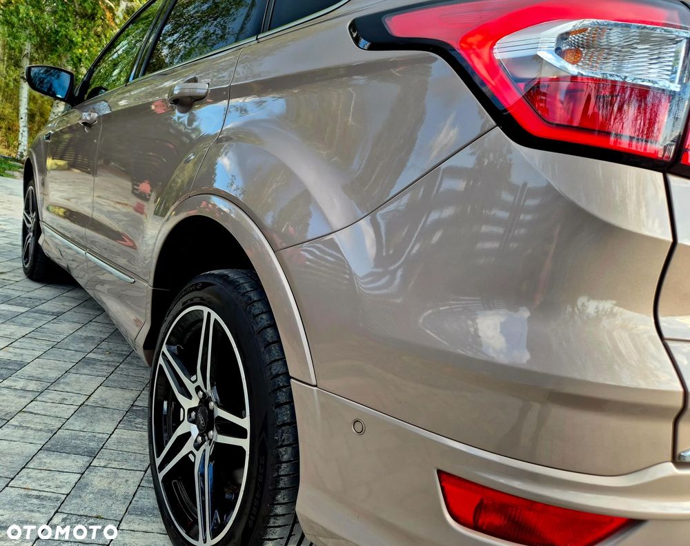 Ford Kuga 2.0 TDCi 4x4 Vignale - 13