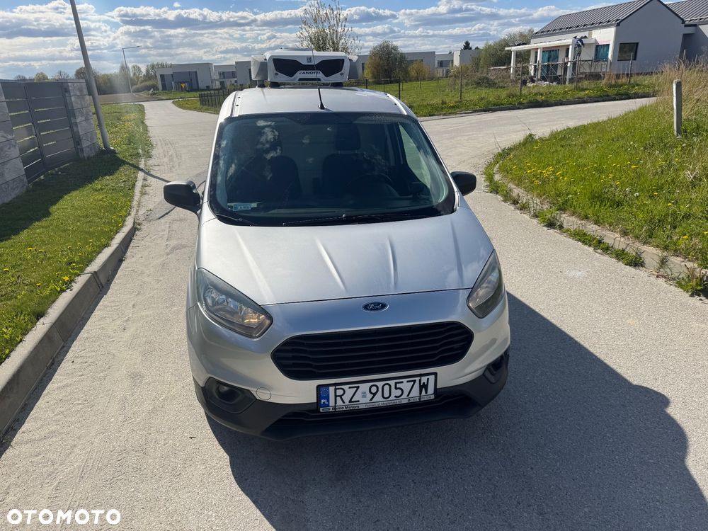 Ford Transit courier - 4