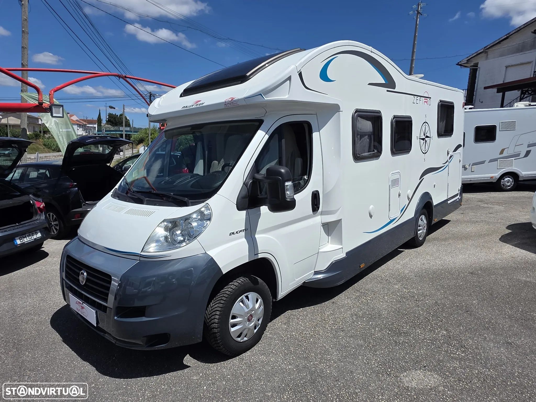 Fiat Ducato Roller 2.3 130CV Cama Central /Basculante - 1