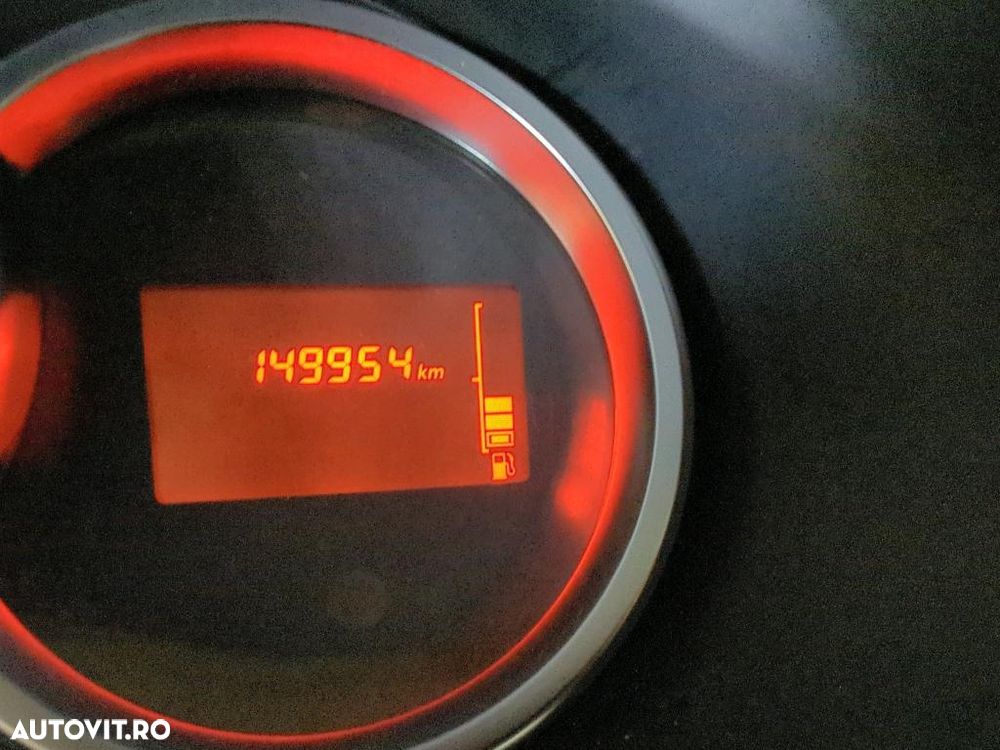 Dacia Lodgy 1.5 Blue dCi Laureate - 10