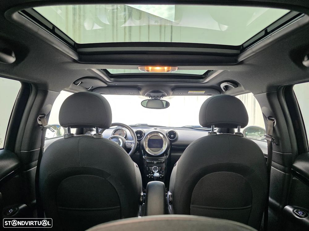 MINI Countryman Cooper D - 32