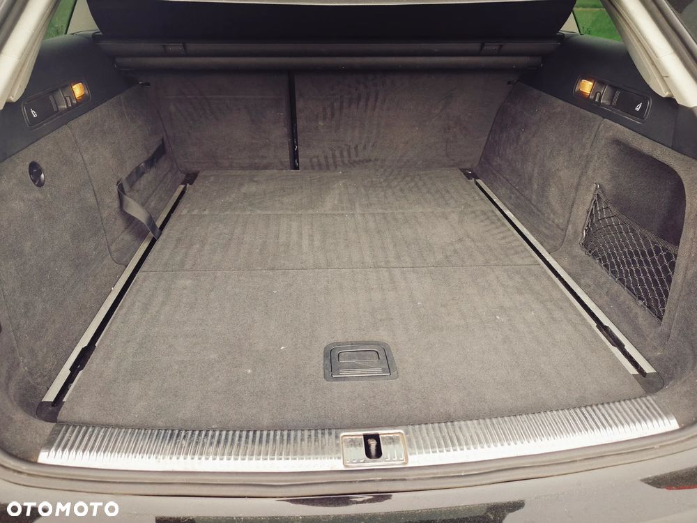 Audi A6 Avant 3.0 TDI Quattro S tronic - 25