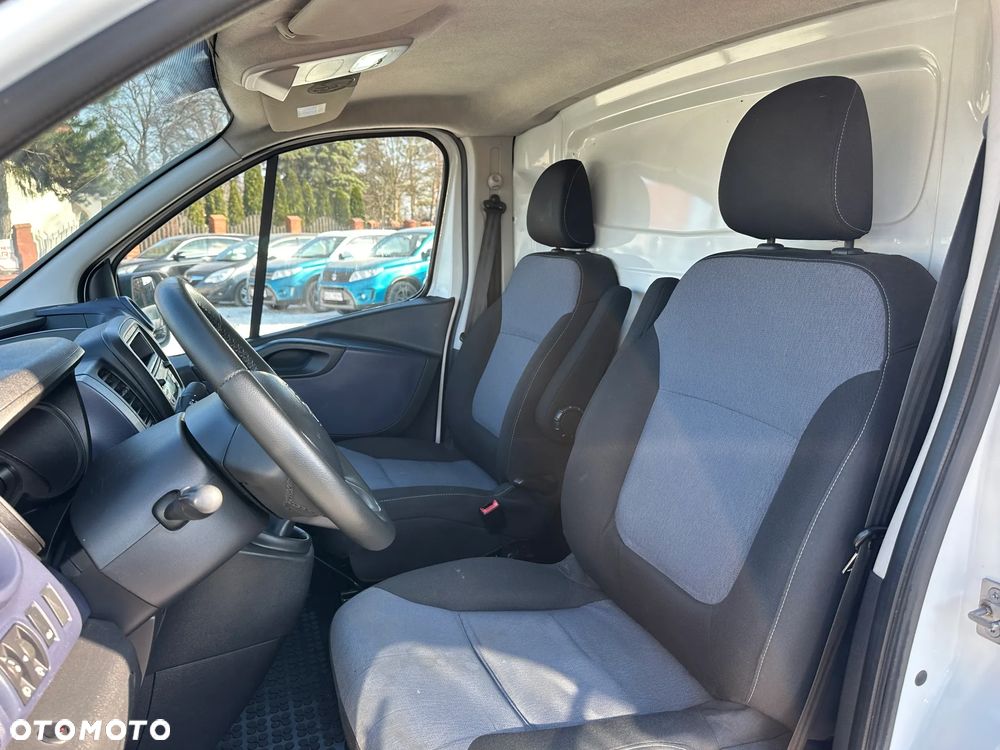Opel Vivaro - 15