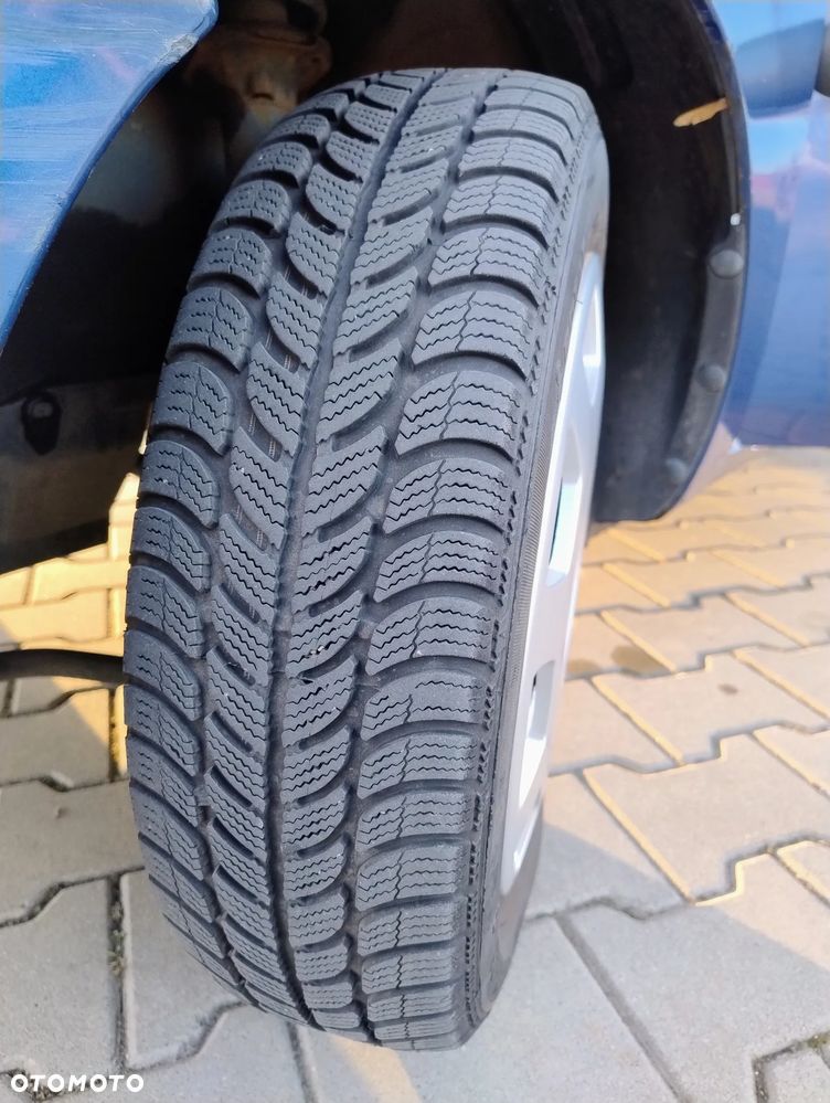 Opel Agila 1.2 16 V - 17