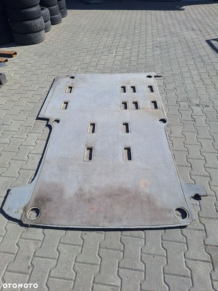 PODŁOGA WYKŁADZINA DYWAN PAKI VW T5  1x DRZWI MULTIVAN CARAVELLE KRÓTKA - 3