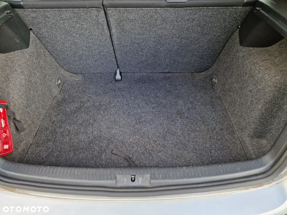 Volkswagen Golf 1.6 Edition - 13