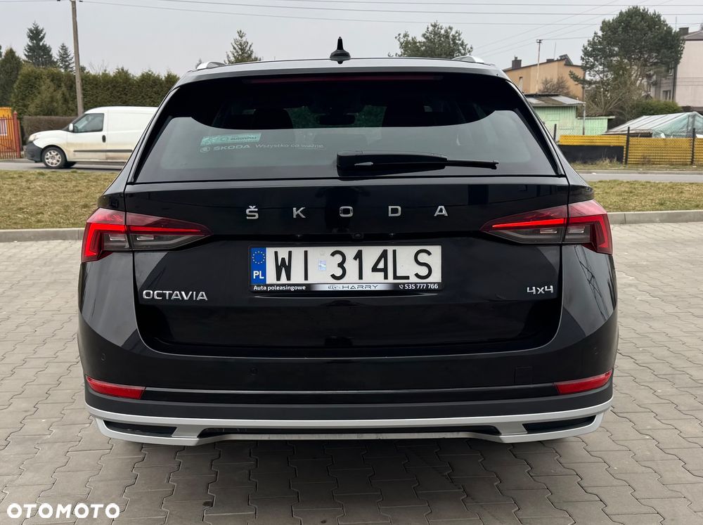 Skoda Octavia 2.0 TDI 4x4 Scout DSG - 9