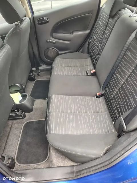 Mazda 2 - 7