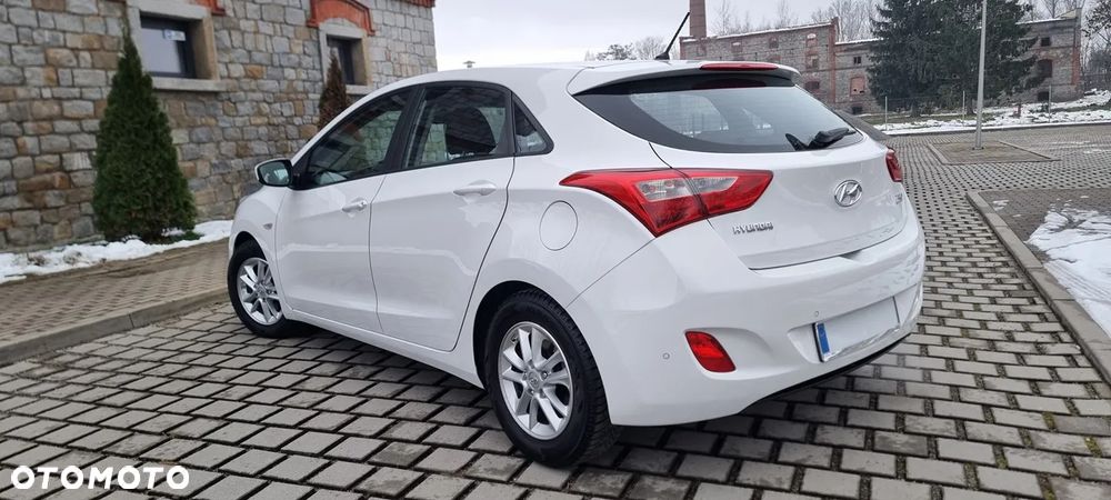 Hyundai i30 1.4 Classic - 9