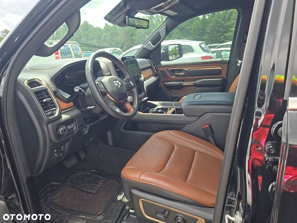 RAM 1500 - 7