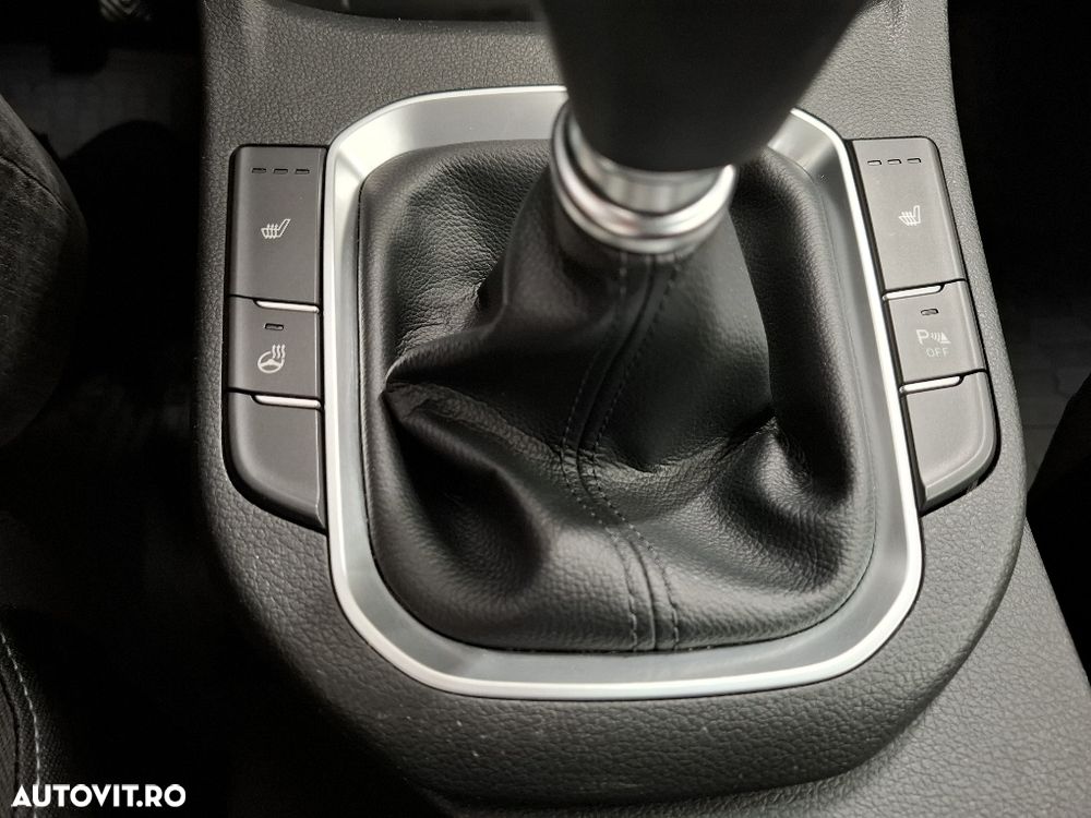 Hyundai i30 1.5 110CP 5DR M/T Highway - 24