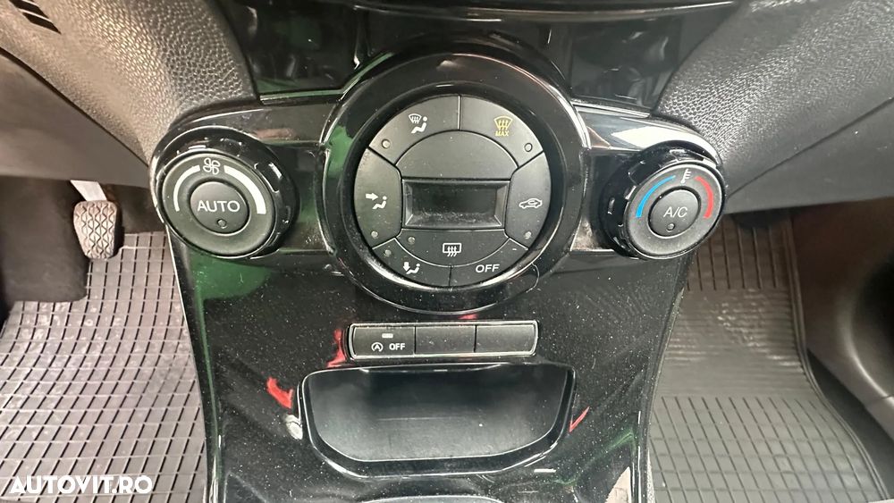 Ford Fiesta - 13