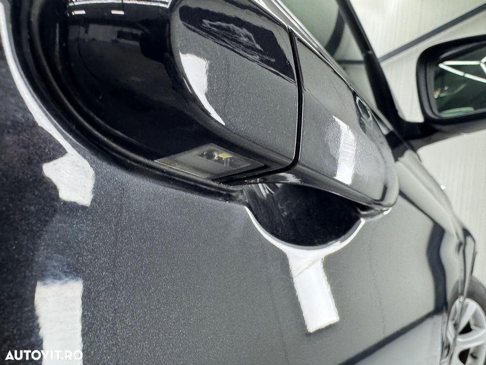 BMW Seria 3 320d Aut. Luxury Line - 19