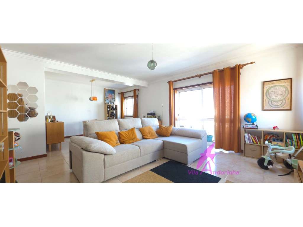 Apartamento T3 com Vista Mar, Garagem e Sótão - Vila Praia de Âncora - Grande imagem: 4/26