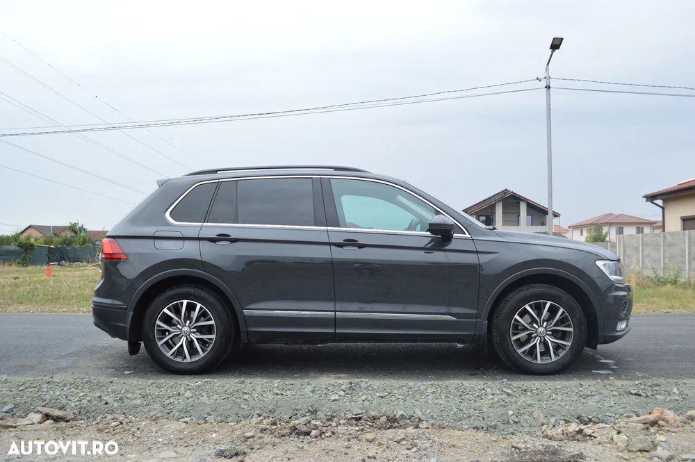 Volkswagen Tiguan 2.0 TDI 4Mot DSG Comfortline - 9
