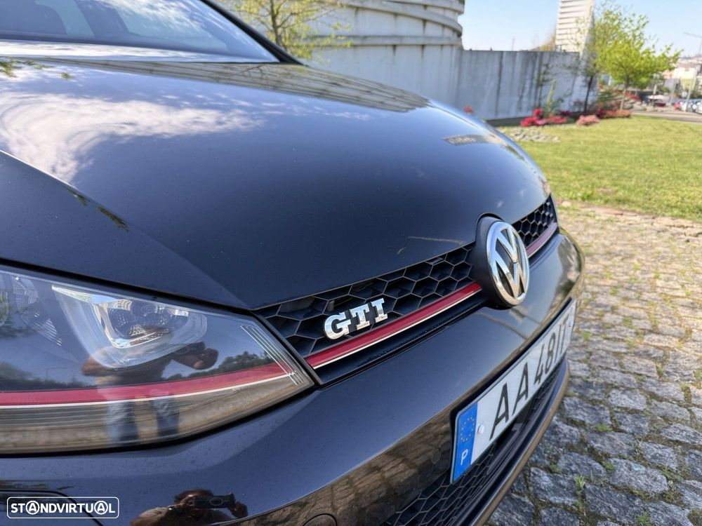 VW Golf 2.0 TSi GTi DSG - 14