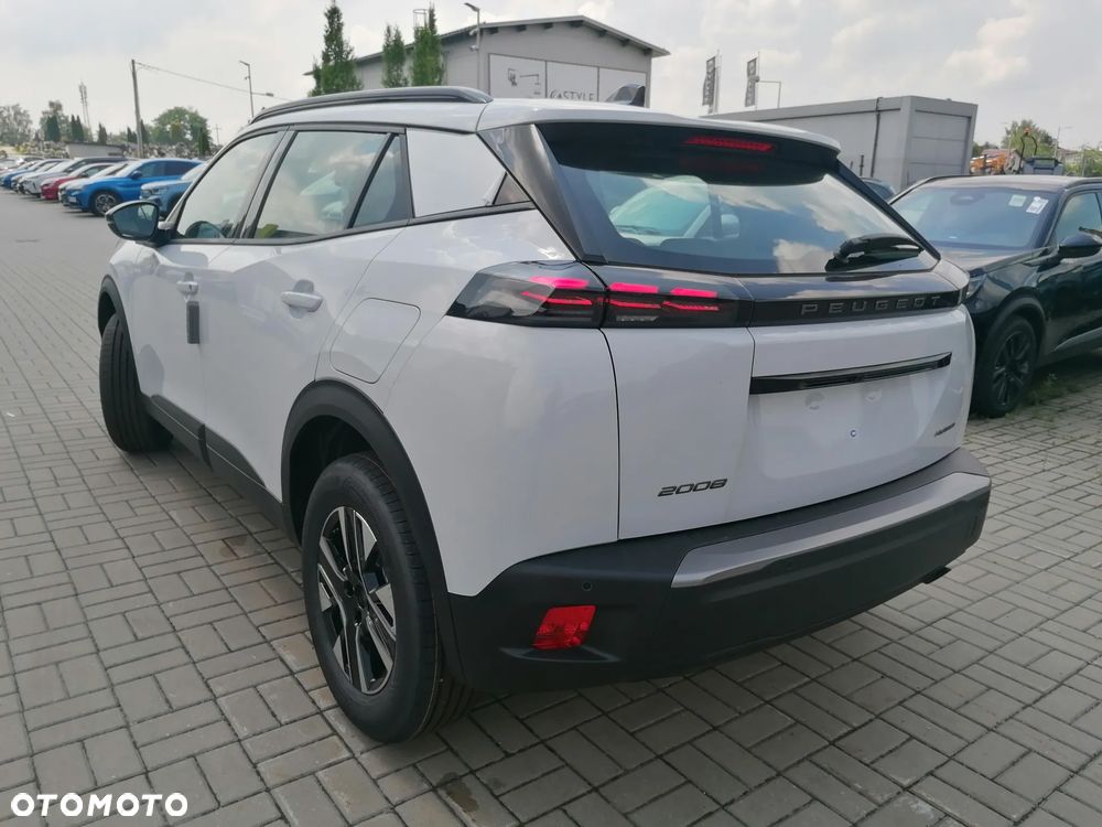 Peugeot 2008 PureTech mHEV Edition e-DCS6 - 5