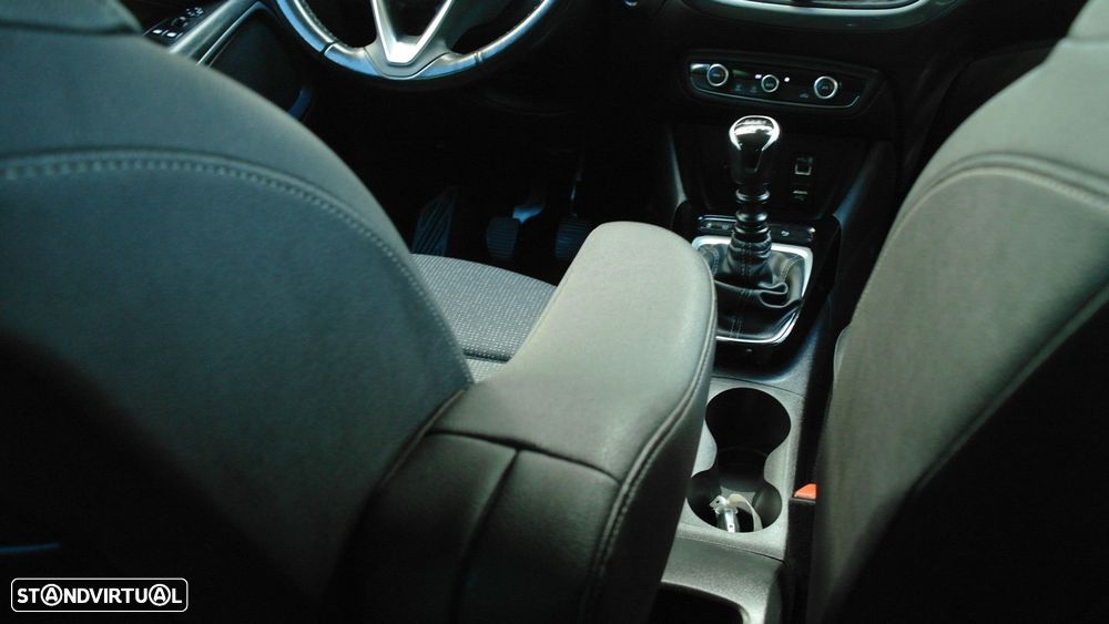 Opel Crossland X 1.2 T Innovation - 39