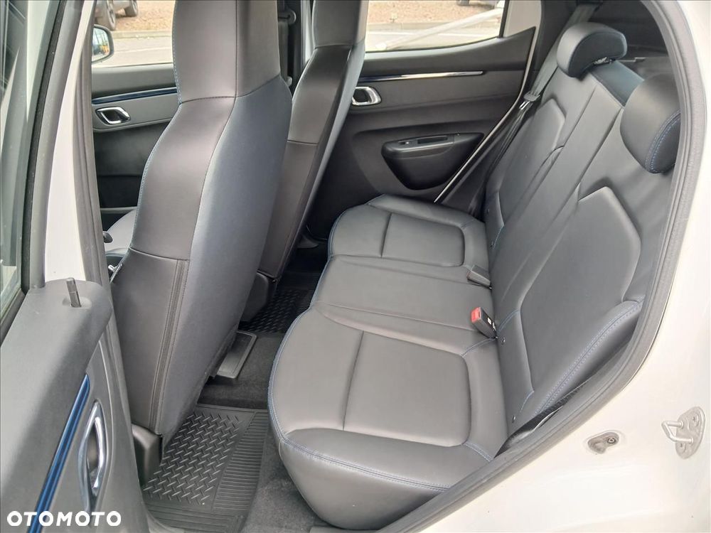 Dacia Spring 27.4kWh Business - 11