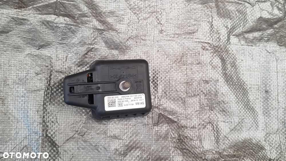 VW SKODA AUDI SEAT SYRENA ALARMU 5Q0951605 - 2