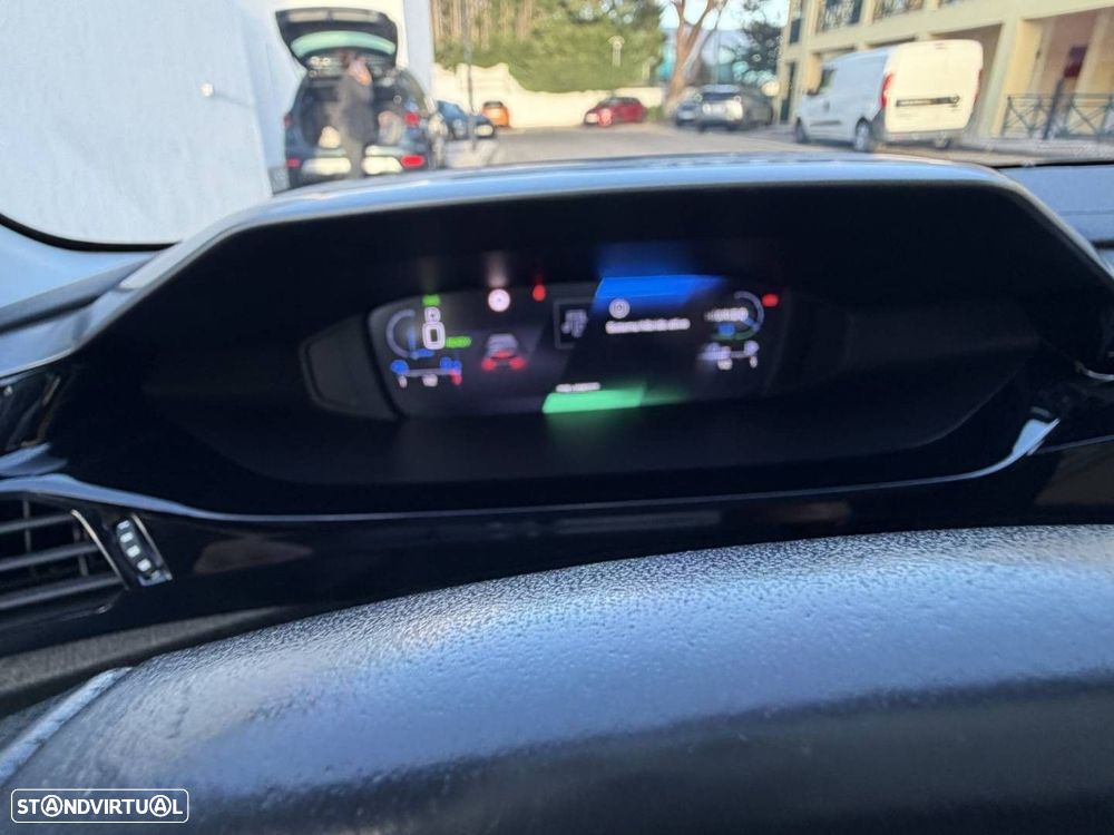 Peugeot 308 SW 1.6 Hybrid Allure Pack e-EAT8 - 24