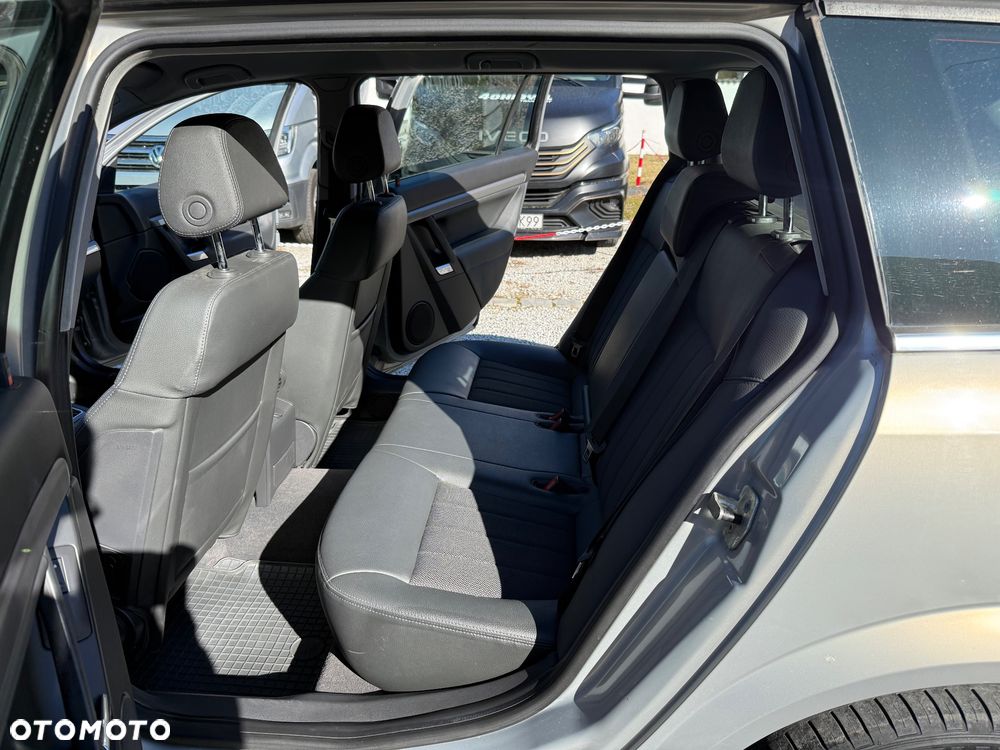 Opel Vectra 1.9 CDTI Cosmo - 22