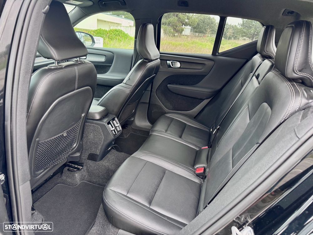 Volvo XC 40 2.0 D3 R-Design Geartronic - 14