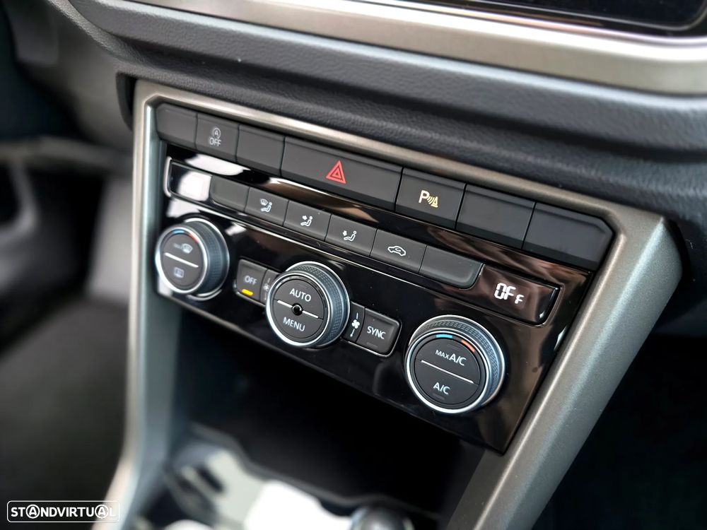 VW T-Roc 1.0 TSI Life - 24