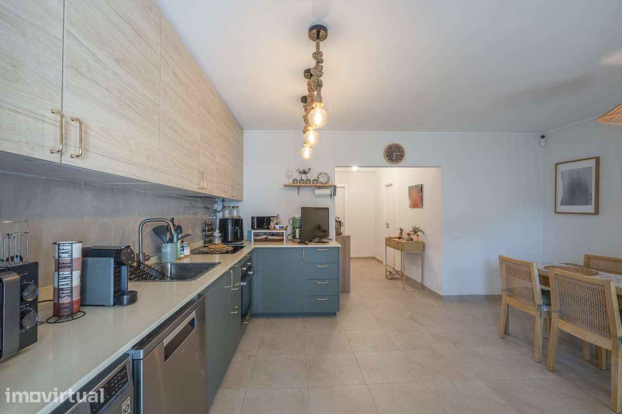 Apartamento T1 Totalmente Remodelado em São Sebastião, Setúbal; - Grande imagem: 3/12