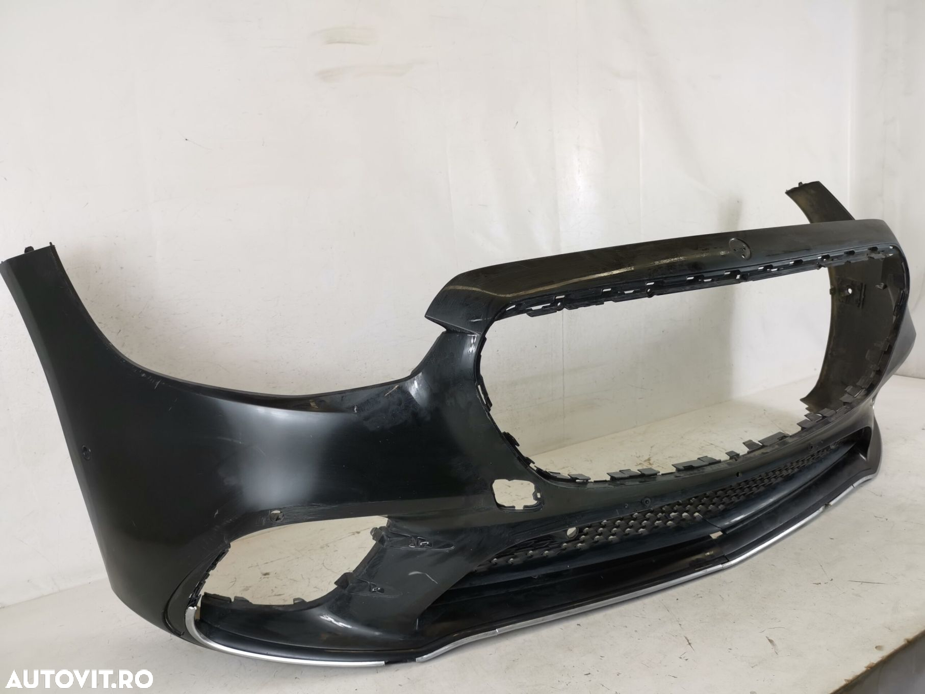 Bara Fata Cu Grila Inferioara Mercedes-Benz  S-Class W223 [2021 - 2024 - 4