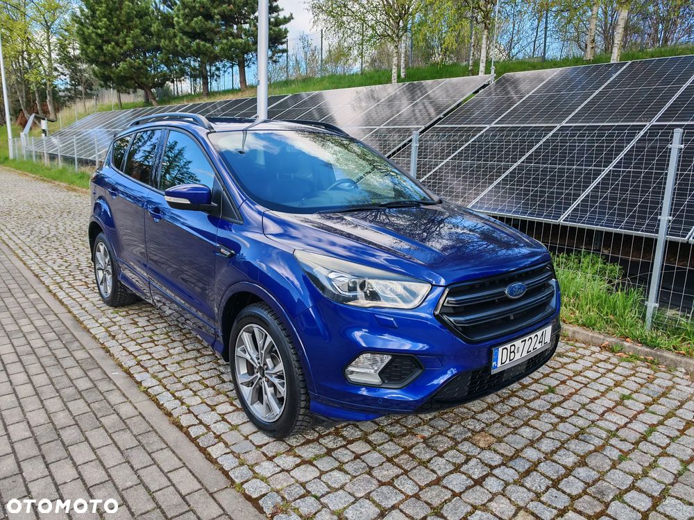 Ford Kuga 1.5 EcoBoost 2x4 ST-Line - 2