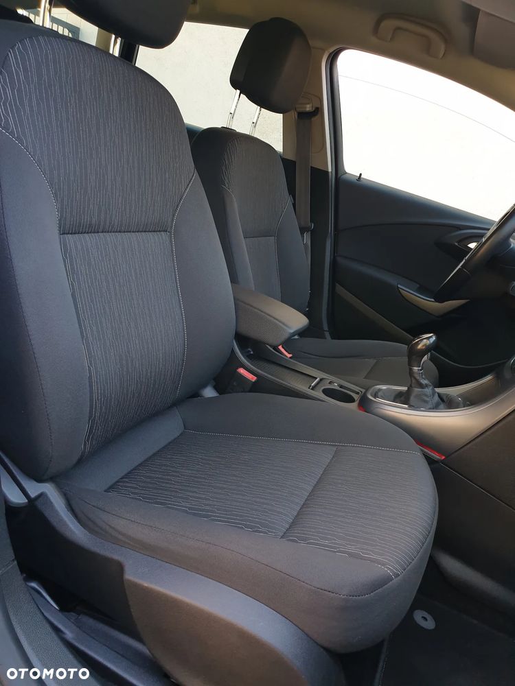 Opel Astra 1.4 Turbo Cosmo - 30