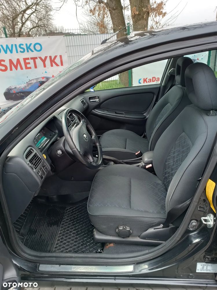 Toyota Avensis 1.8 VVT-i Terra Plus - 10