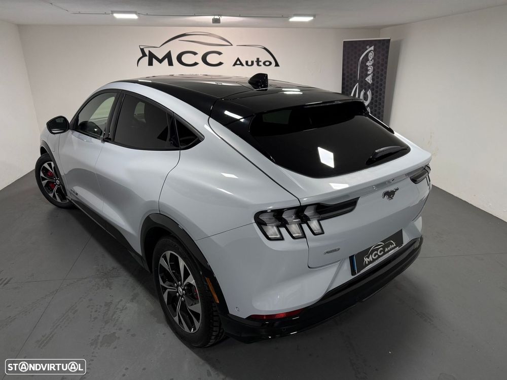 Ford Mustang Mach-E Alargada AWD - 14