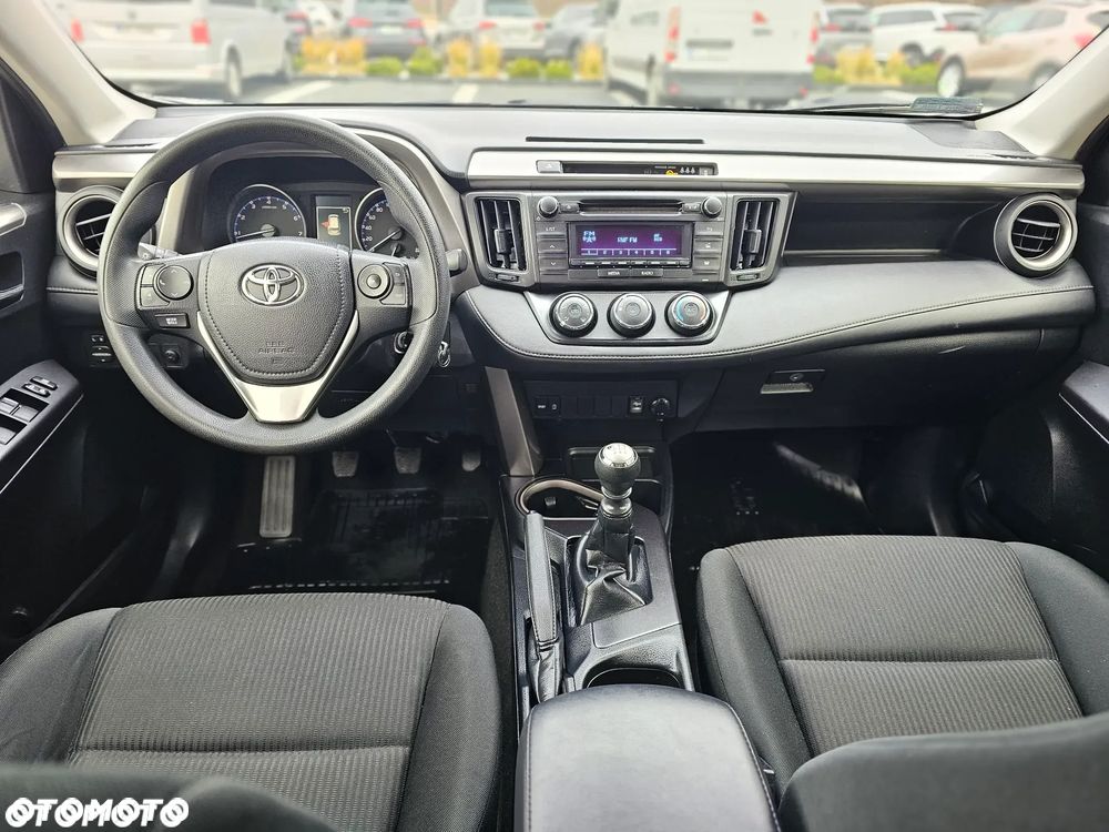 Toyota RAV4 2.0 Silver 4x4 - 23