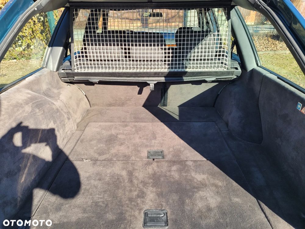 Mercedes-Benz Klasa E - 16