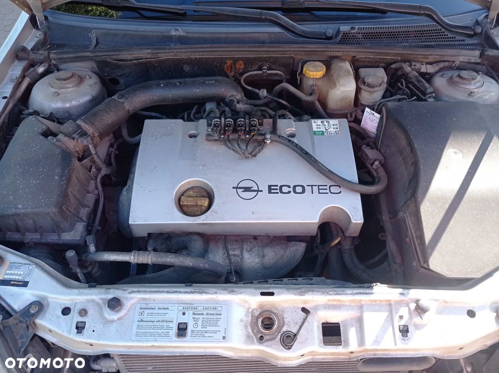 Opel Vectra 1.8 Comfort - 5