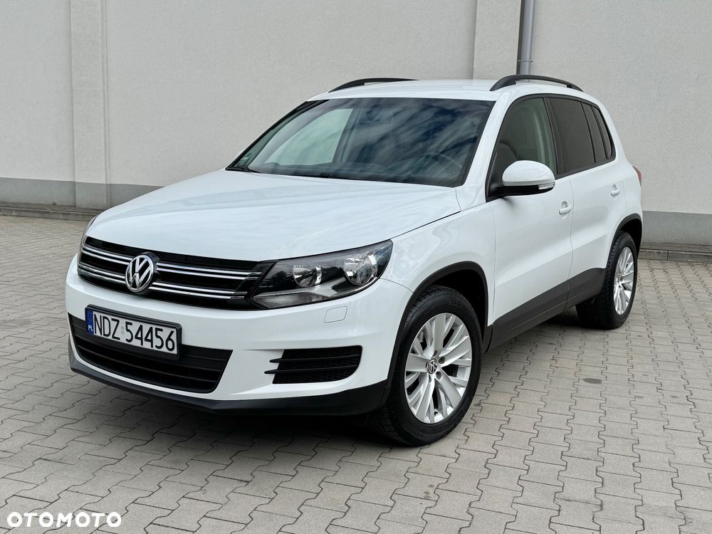 Volkswagen Tiguan - 1