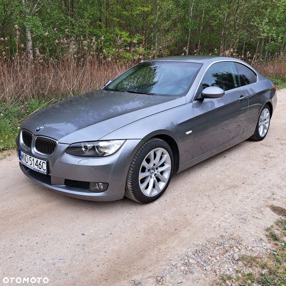 BMW Seria 3 325i - 1