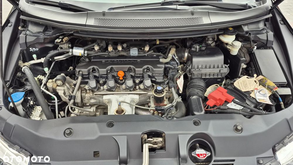 Honda Civic 1.8 Executive - 11