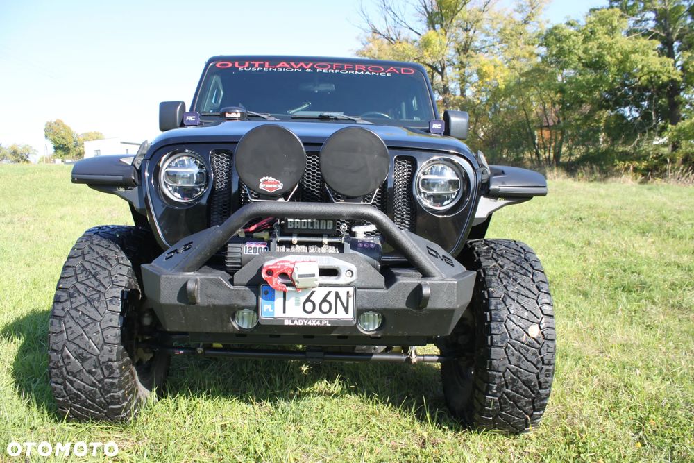 Jeep Wrangler - 4