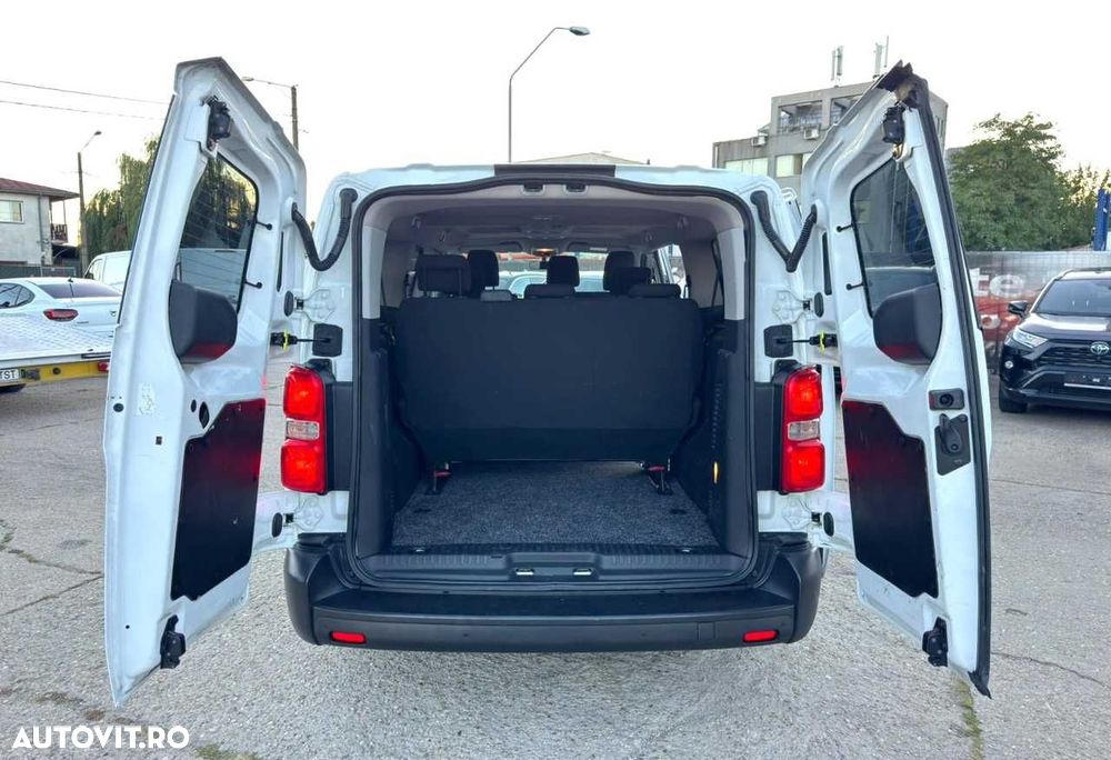Opel Vivaro - 15
