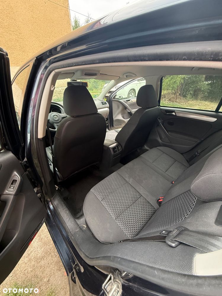Volkswagen Golf - 13